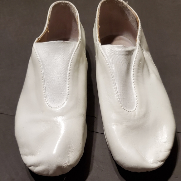 ISO Shoes for painting! - Picture 6 of 9